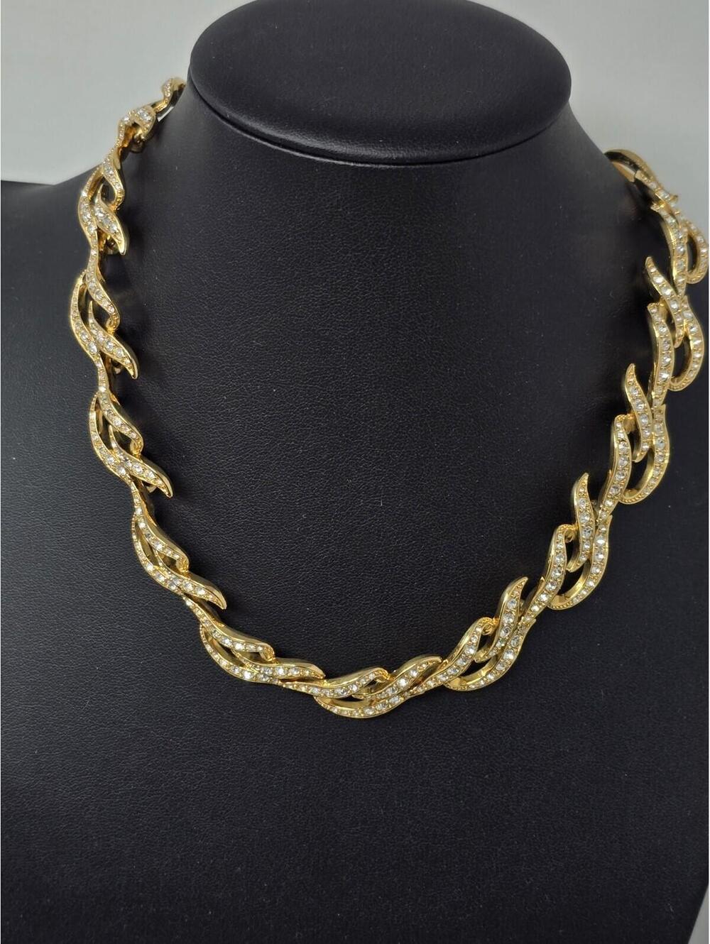 Elizabeth Taylor Avon Eternal Flame Rhinestone Necklace Box